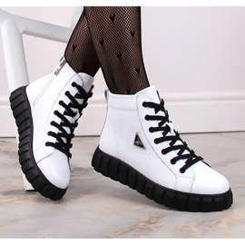 Botines de mujer blancos de piel con plataforma de Filippo DBT4146 4