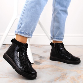 Botas de mujer de piel con aislamiento negro y plataforma de Filippo DBT4767 5