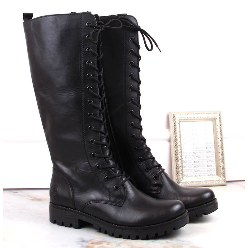 Botas de mujer cómodas de piel con aislamiento negro Rieker 78543-00 1
