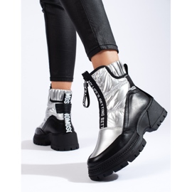 Botas de nieve plateadas para mujer en la plataforma Shelovet. 2