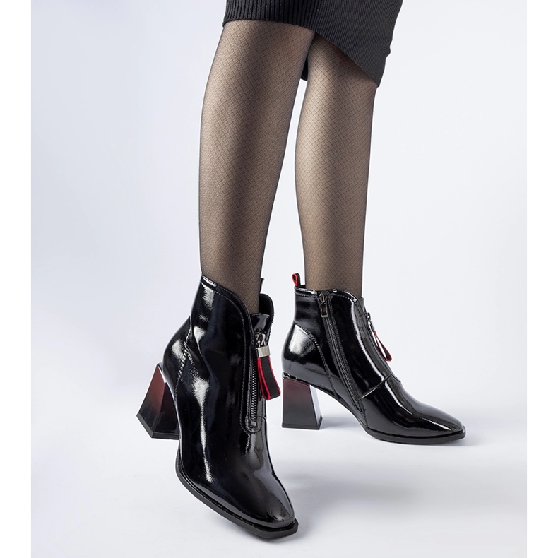 Botines negros de charol con bloque Bibbiano 1 Botines negros de charol con bloque Bibbiano 1