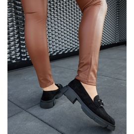 Mocasines macizos negros con hebilla. 1