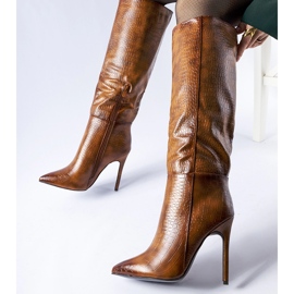 Botas de tacón Serpent marrones con aislamiento marrón 1 Botas de tacón Serpent marrones con aislamiento marrón 1