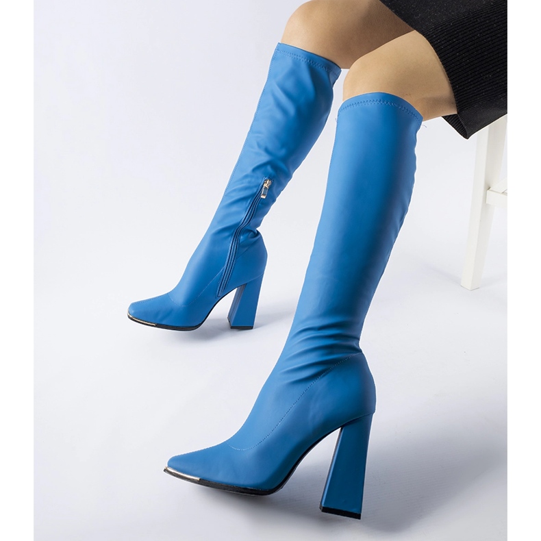 Botas azules con un enorme tacón Alvorad. 1