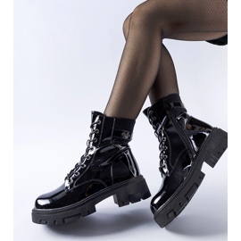 Botines Cunha de charol negro y ligeramente aislantes 1