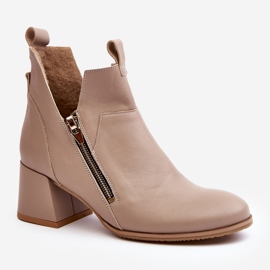 Botas De Mujer De Piel Con Tacón Bajo Y Recortes Zazoo 850 Beige 1