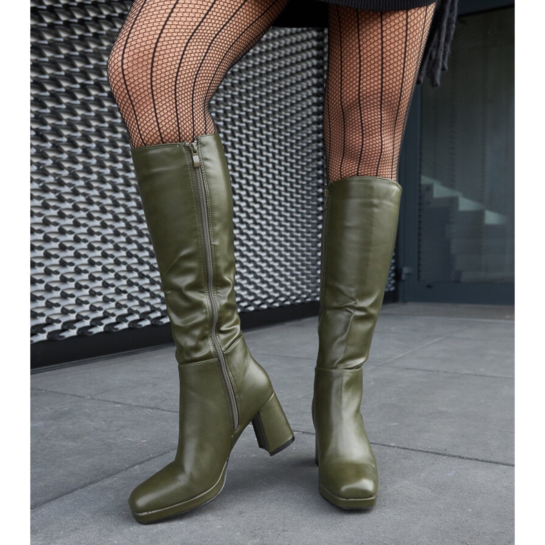 Botas verdes con puntera cuadrada de Biassono 2