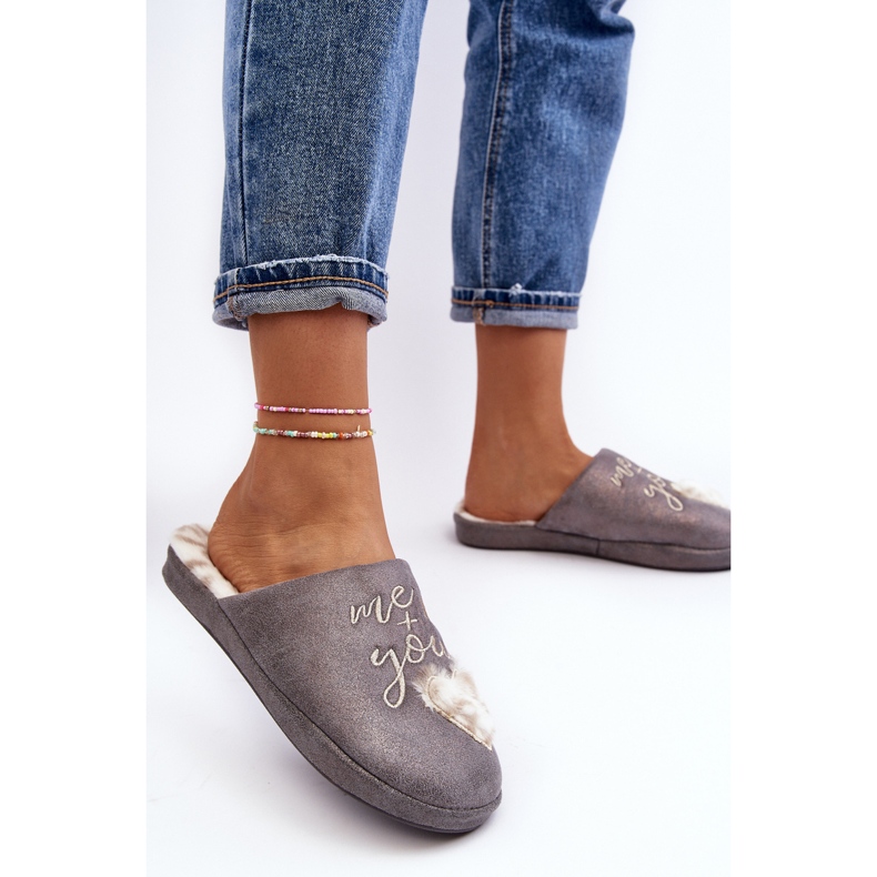 Pantuflas de mujer grises brillantes de Geraja 2