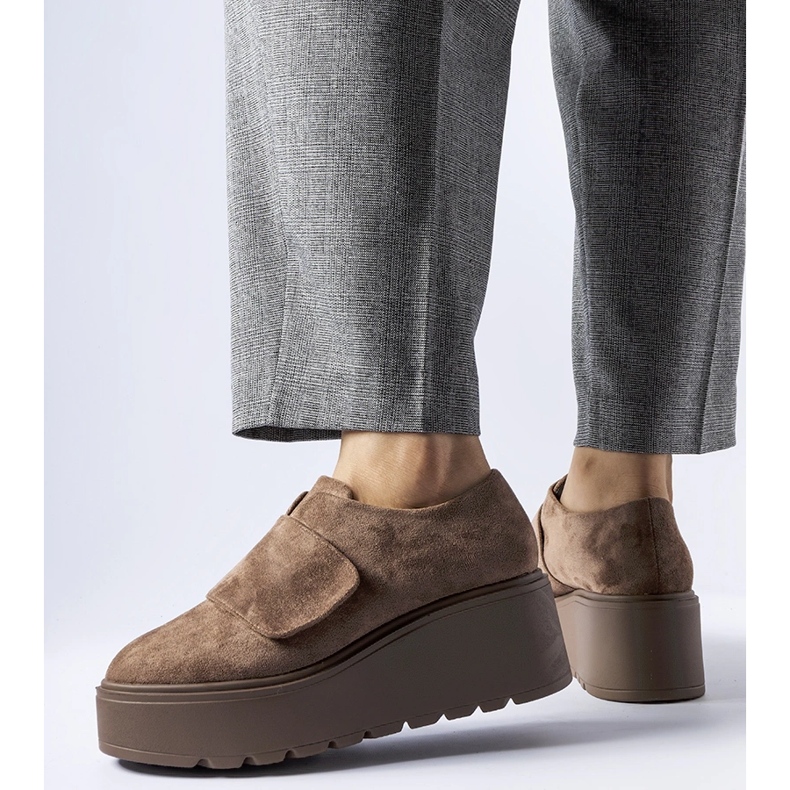 Zapatos de plataforma de paleta marrón 1