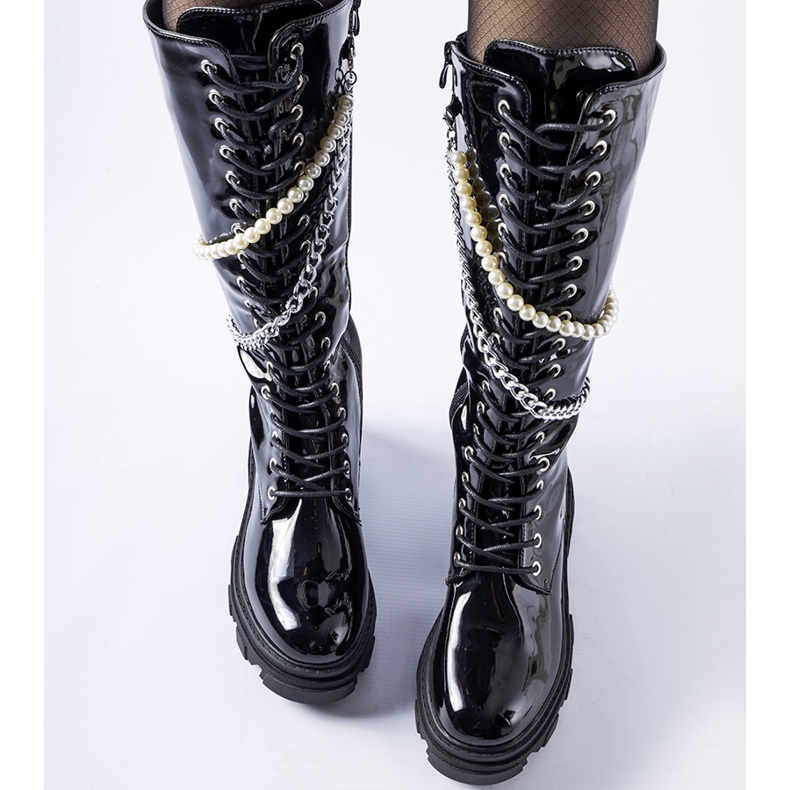 Botas de charol negro con perlas Clarksburg 1