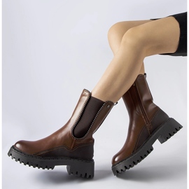 Botas con aislamiento marrón de Donigala 1