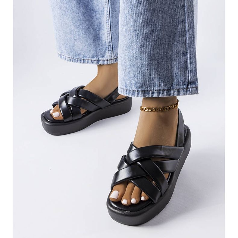 Sandalias negras con plataforma de herradura negro 1