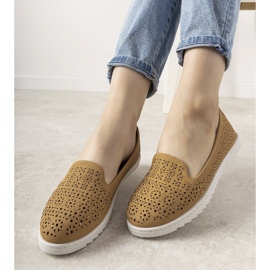 Mocasines camel con estampado Catwalk calado marrón 1