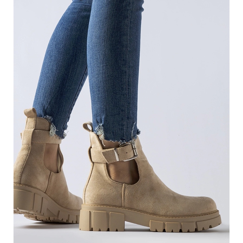 Botines beige con cierre Sarrazin decorativo 1