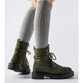Botas planas verdes con protector Brattle 1