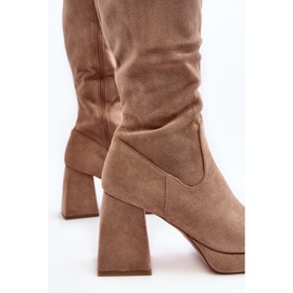Botas aislantes de mujer Layala beige con tacones enormes 8