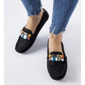 Mocasines negros con adornos decorativos de Fusco 2