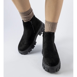 Botas bajas negras con suela maciza de Willo. negro 2