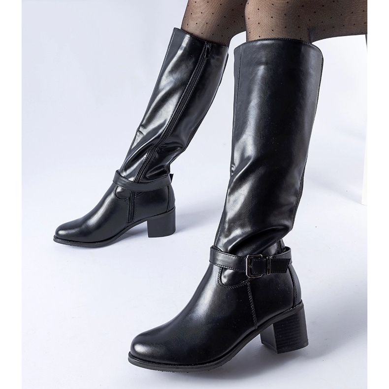 Botas negras con hebilla decorativa Ernest. negro 1