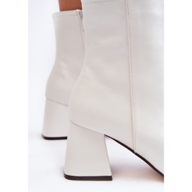 Botines de piel con tacón y decoración, blanco Pamelinta 9