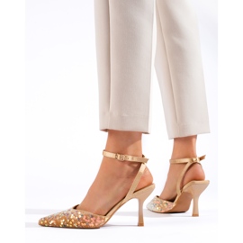 Sandalias de mujer en un alfiler con lentejuelas doradas Shelovet dorado 2