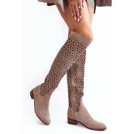 Botas de ante con estampado calado, punta beige 2