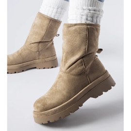 Botas marrones con aislamiento y suela maciza Flavia. marrón 1 Botas marrones con aislamiento y suela maciza Flavia. marrón 1