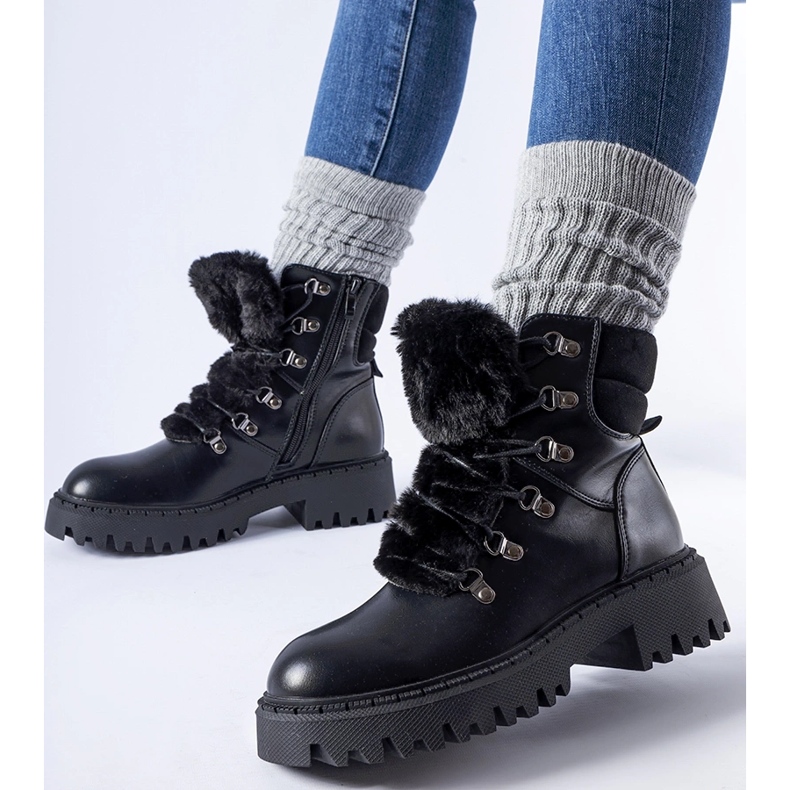 Botas de trabajo negras con pelo decorativo Quarto. negro 1 Botas de trabajo negras con pelo decorativo Quarto. negro 1