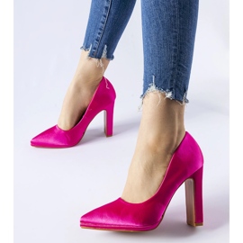 Zapatos de tacón de aguja de raso rosa de Rivers 1
