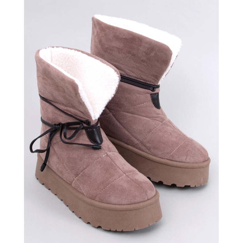 Botas de nieve de piel de oveja color caqui beige 1