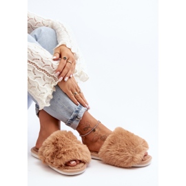 Pantuflas de mujer beige con pelo Vienitta 5