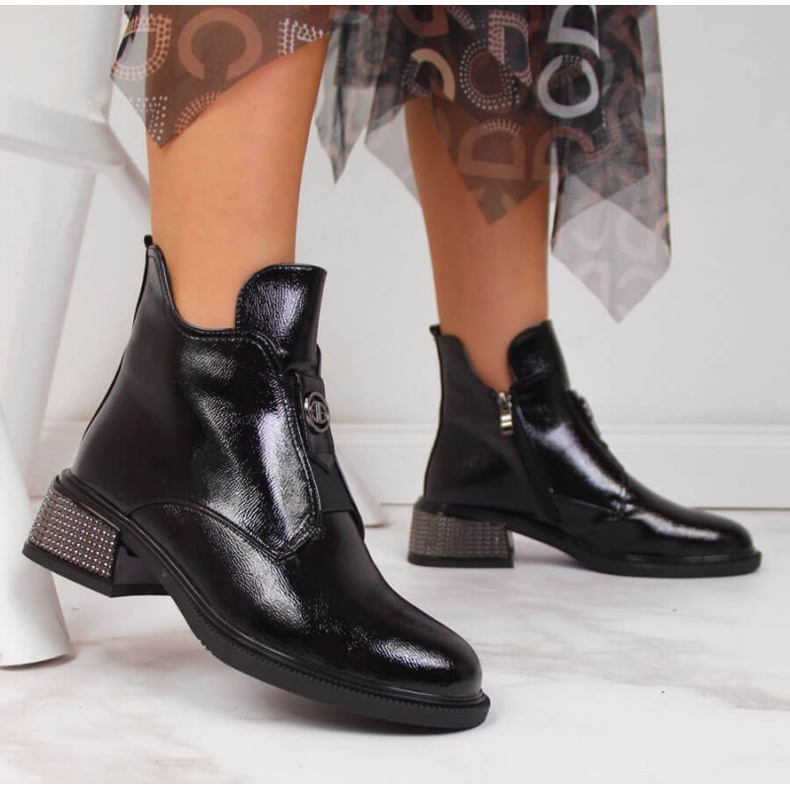 Botines Filippo W PAW256 negros con bloque decorativo 2