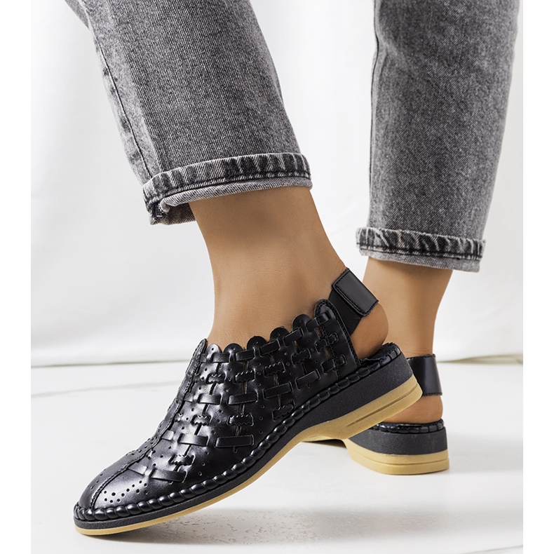 Sandalias caladas negras de Carvalho negro 1