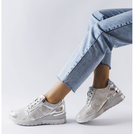 Goodin Zapato Jazzar piel calada plateada plata 1 Goodin Zapato Jazzar piel calada plateada plata 1