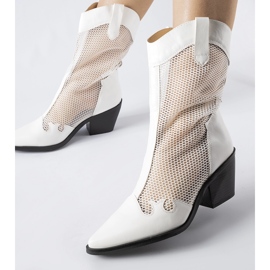 Botas cowboy caladas blancas con tacón bajo de Beato blanco 2