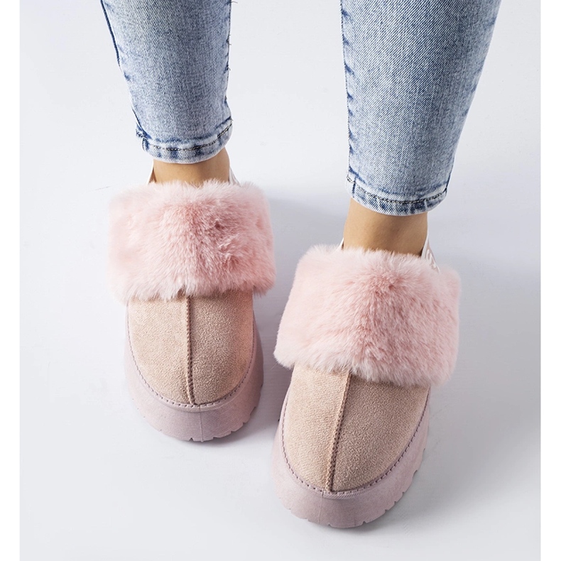 Pantuflas aislantes rosas con banda elástica y pelo Sangro 1