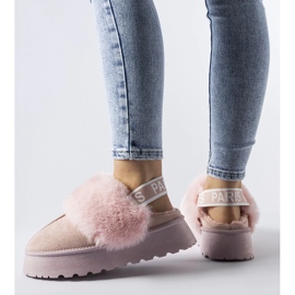 Pantuflas aislantes rosas con banda elástica y pelo Sangro rosado 2