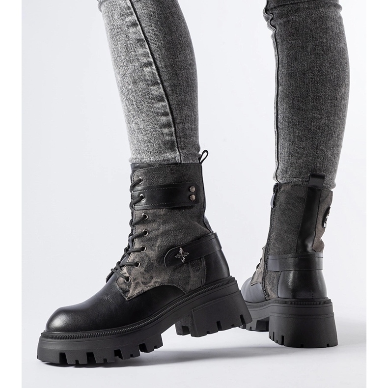 Botas aislantes negras con protector Norwalk negro 1 Botas aislantes negras con protector Norwalk negro 1