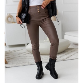 Botines negros con acolchado decorativo Brembo 2