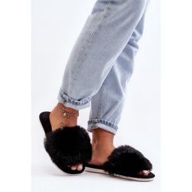 Pantuflas de mujer con pelo negro Vienitta 2