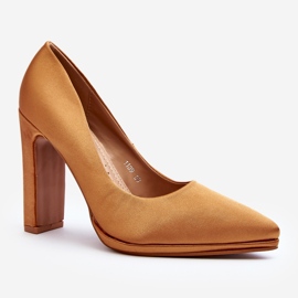 Zapatos de salón Piatti de tacón alto color camel marrón 1