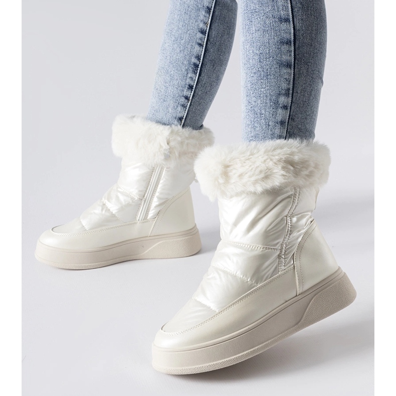 Botas para la nieve con aislamiento y piel blancas de Oliver blanco 2