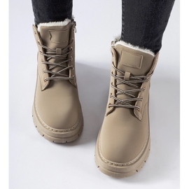 Botas de trabajo con aislamiento beige de Stevens 3