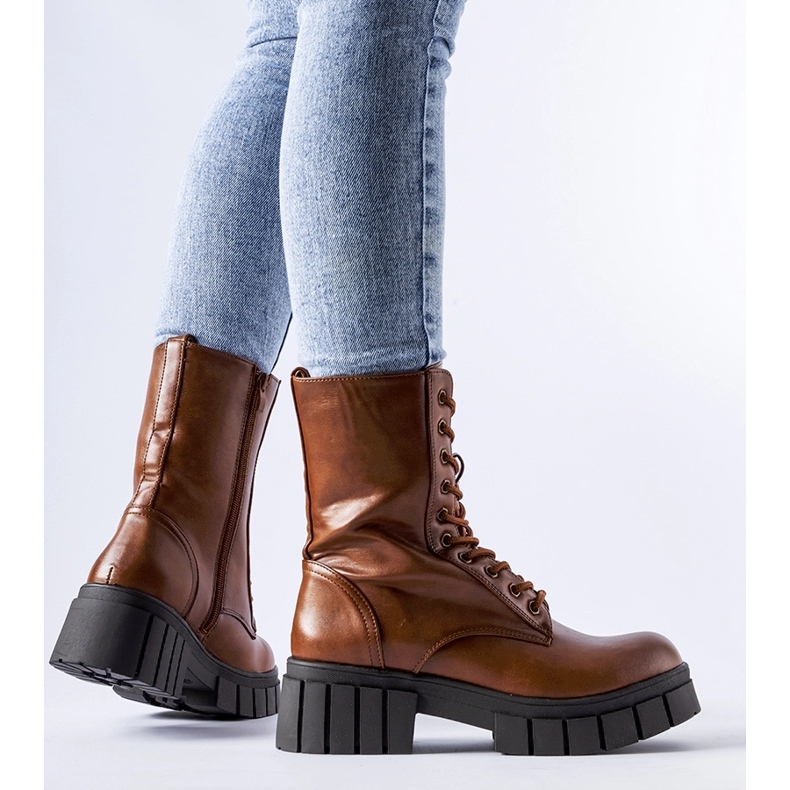 Inna Caramelo clásico trabajadores de Pedraza marrón 1