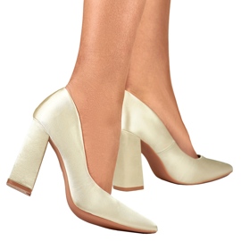 Salón beige satinado, zapatos de tacón dorados para mujer 4