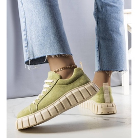 BM Zapatillas verdes en la plataforma Pamela 1