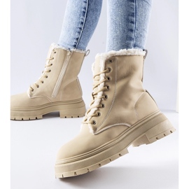 Botas aislantes beige de Tadasuni 2