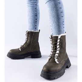 Botas aislantes verdes de Tadasuni 1