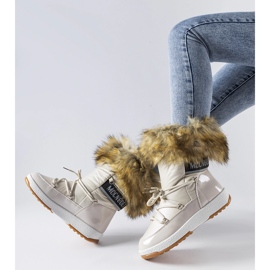 Botas de nieve con aislamiento beige y pelo de Adamsvil 2