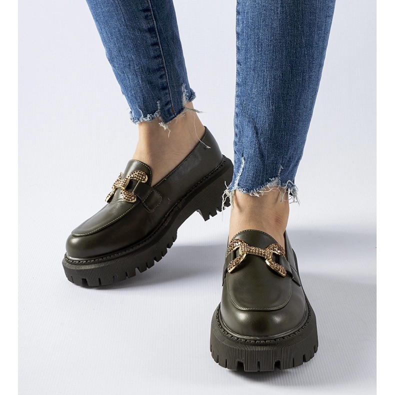 Mocasines verdes decorados con pedrería Uzzone 1